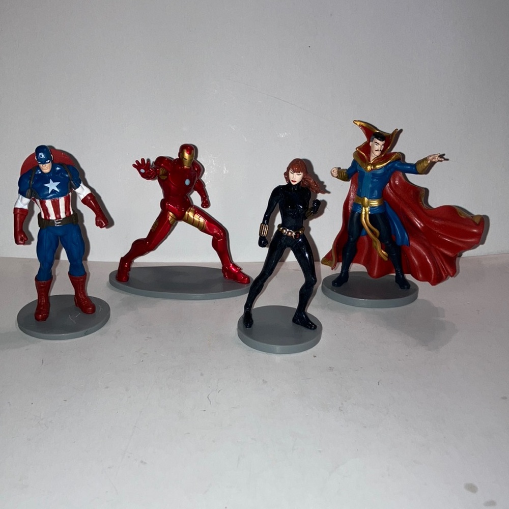 Disney Marvel Action Figures Playset (5)